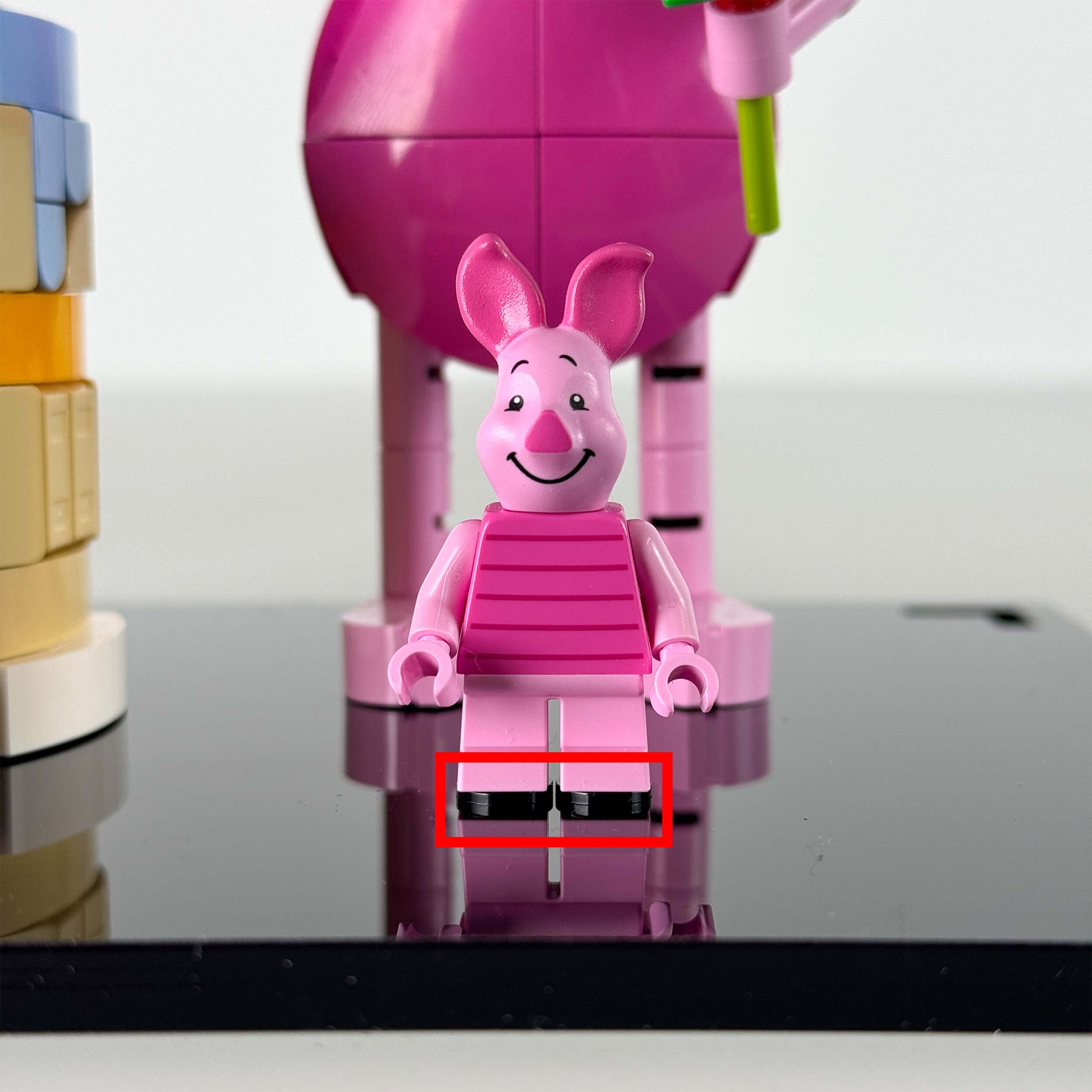 Display Case for LEGO 43305 Disney Piglet's Birthday Fun